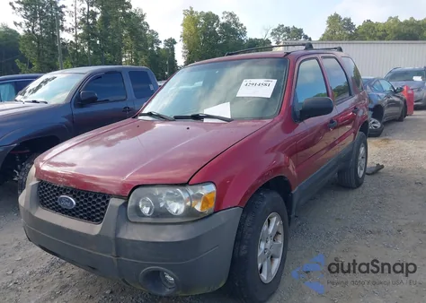 2005 Ford Escape Xlt из США, поврежденный, VIN 1FMYU93145KA87683